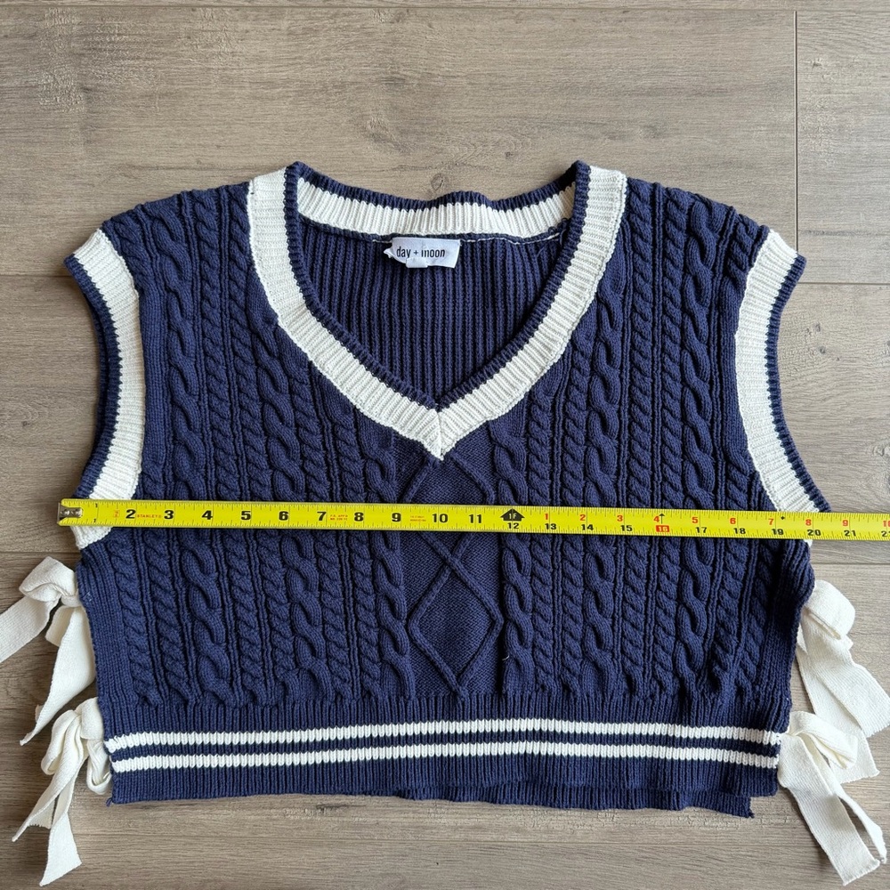 Day + Moon Side Tie Cropped Sweater Vest (Navy/Off White) - size medium - Picture 2 of 7